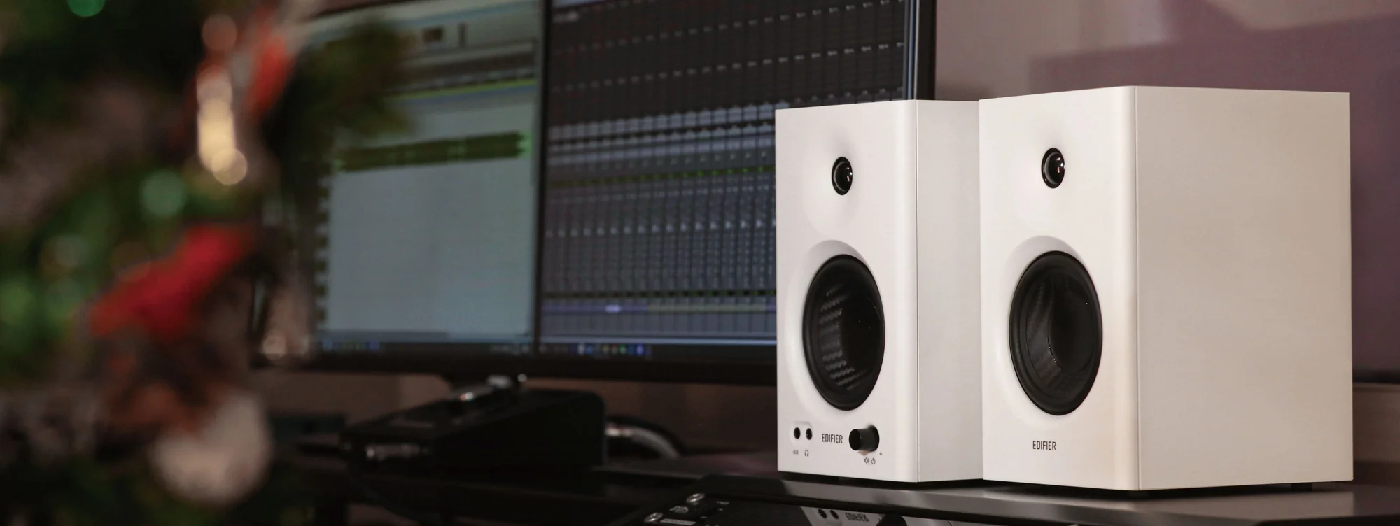 SPEAKER MR4 WHITE EDIFIER - Image 3